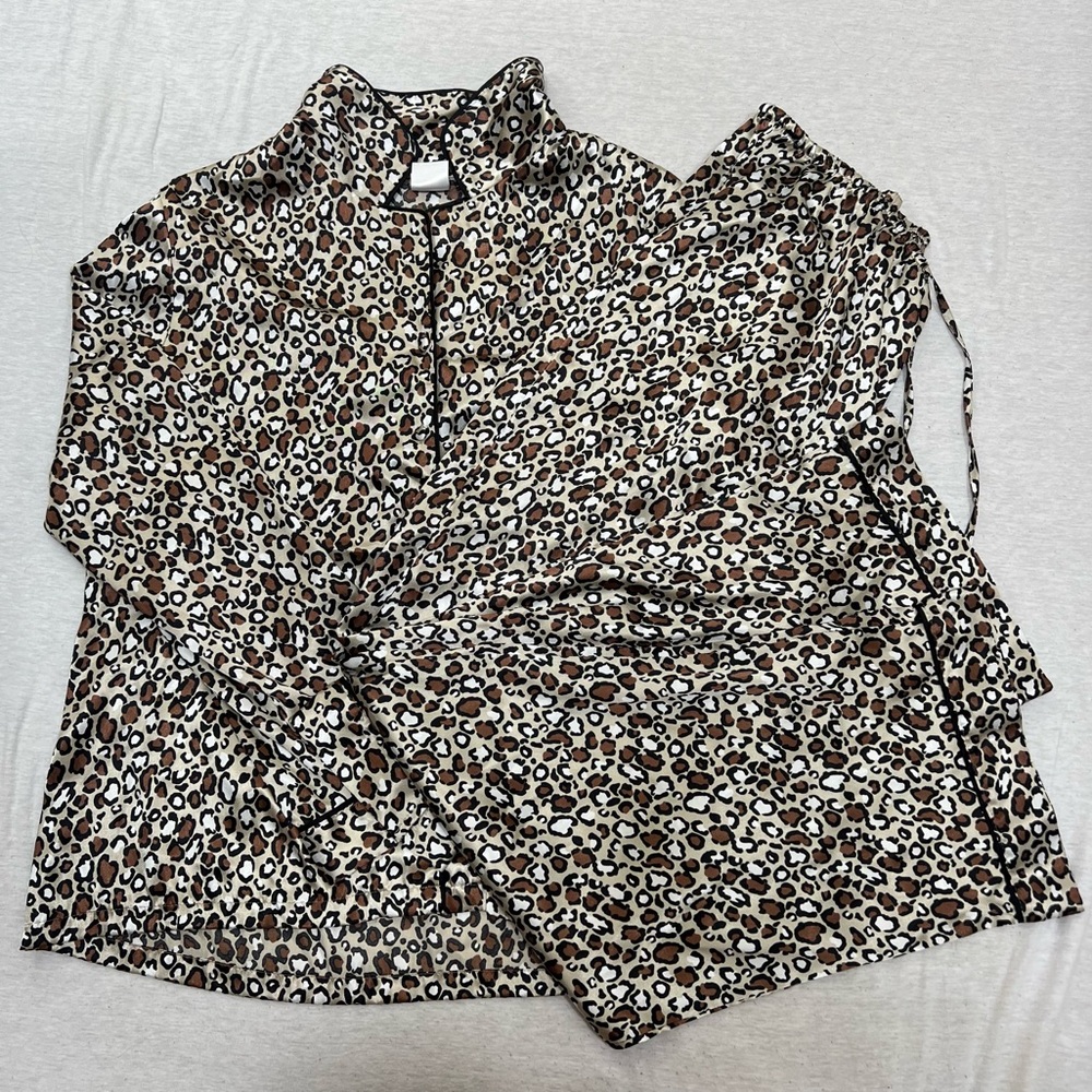 Leopard Print Silk Long Sleeve Pajamas